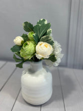 Load image into Gallery viewer, Cream Ranunculus Bouquet