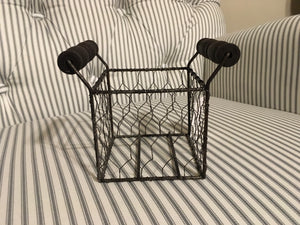 Square Single Wire Bottle Holder