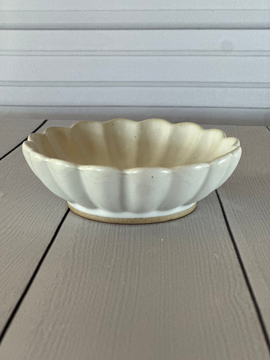 Scalloped Ceramic Trinket Bowl