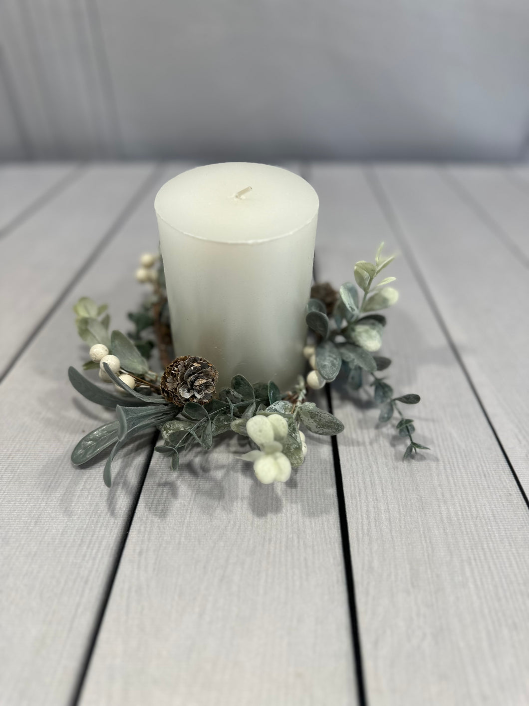 Eucalyptus White Berry Candle Ring